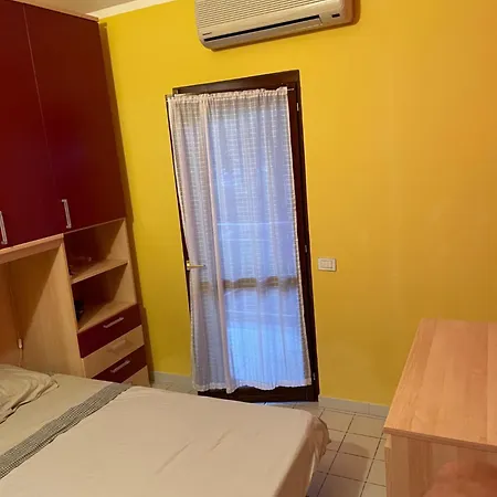 A Schiera In Villaggio Metatur *