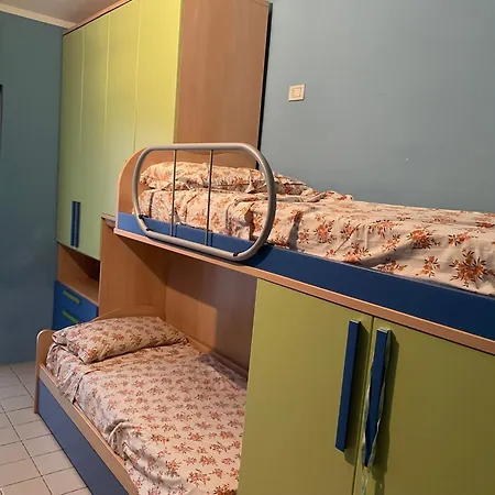 A Schiera In Villaggio Metatur * 梅坦蓬托